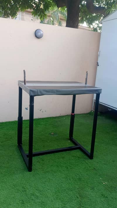 Arm Wrestling Table