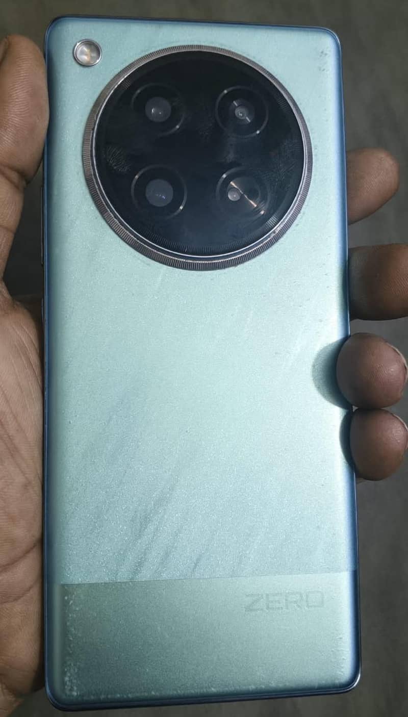 Infinix Zero 40 1