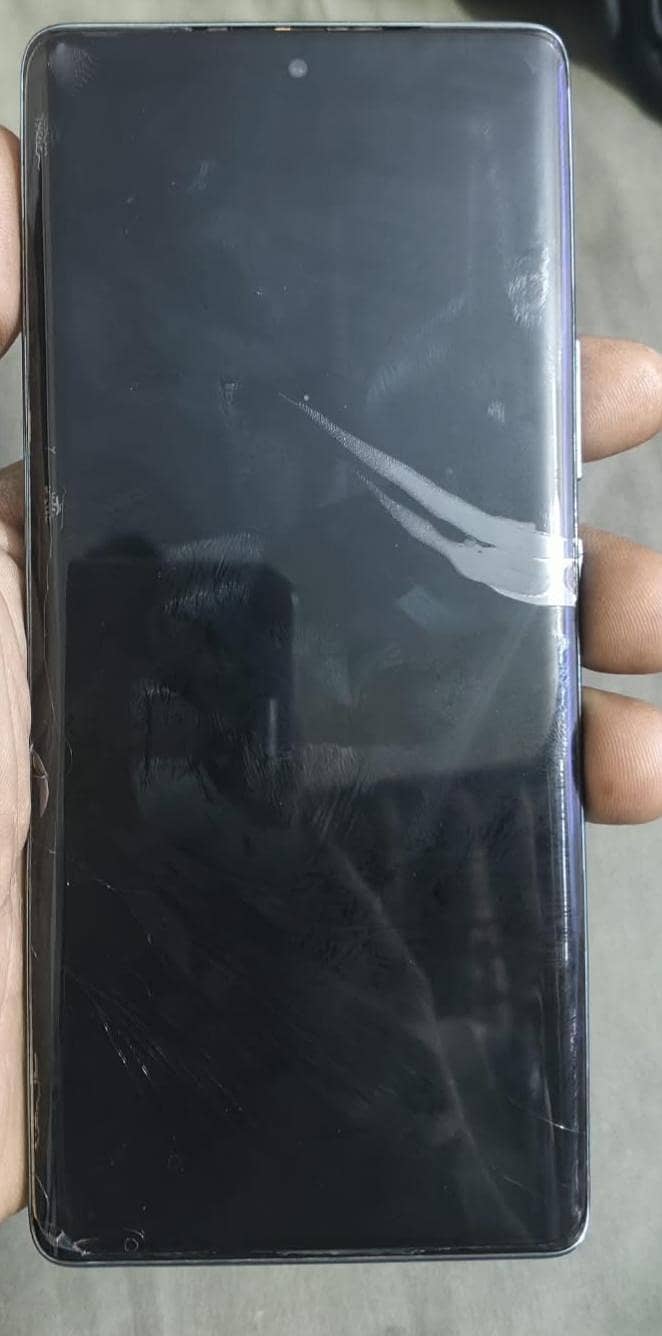 Infinix Zero 40 4