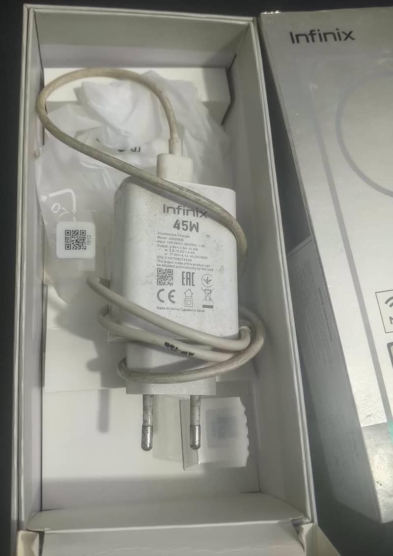 Infinix Zero 40 10