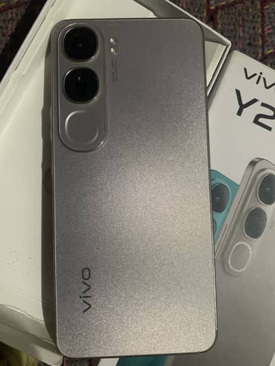 Vivo Y200