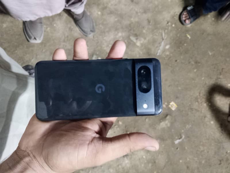 Google Pixel 8 2