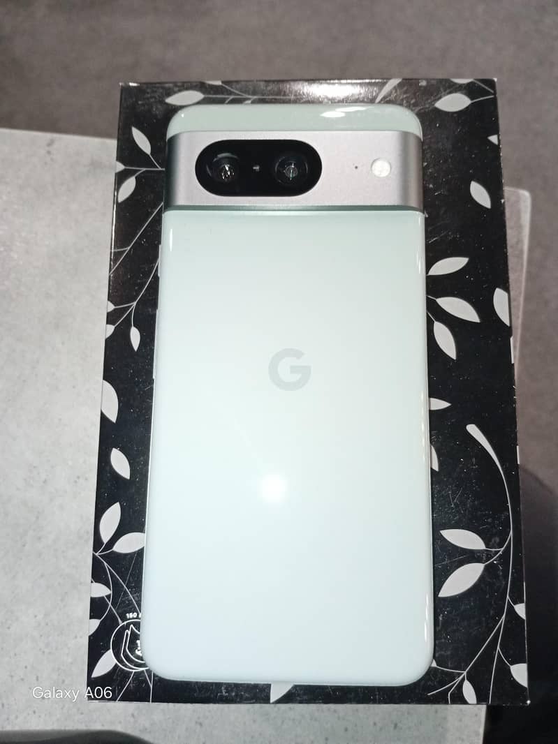 Google Pixel 8 3