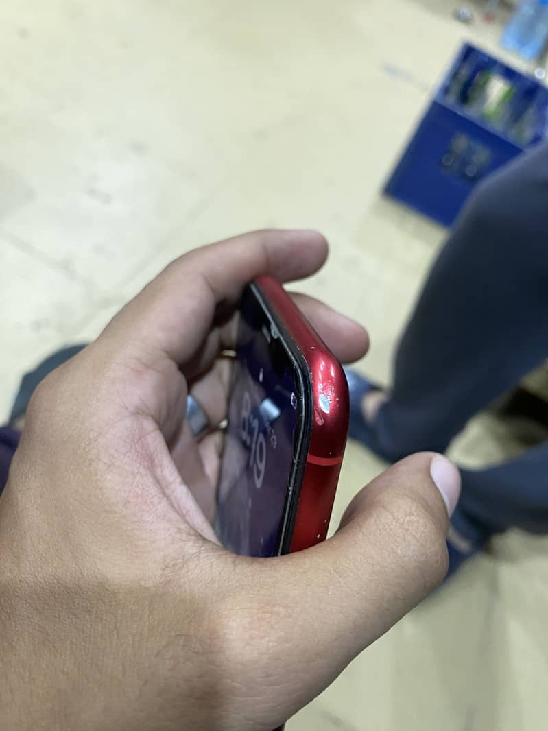 Apple iPhone 11 3