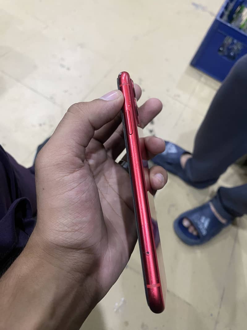 Apple iPhone 11 5