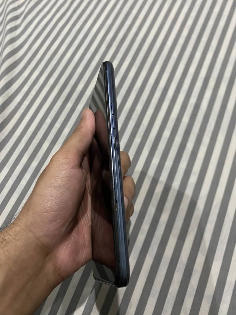 Tecno Spark 8C 2
