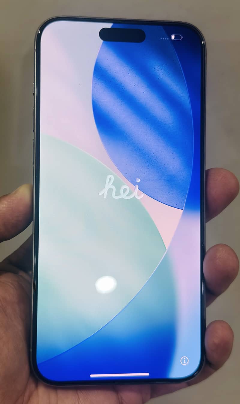 Apple iPhone 15 Pro Max 3
