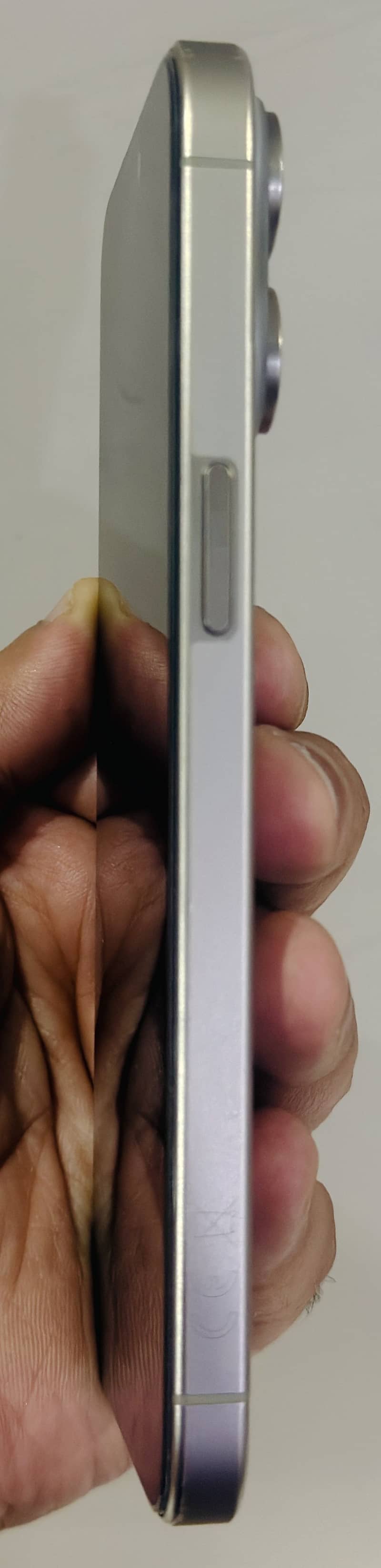 Apple iPhone 15 Pro Max 5
