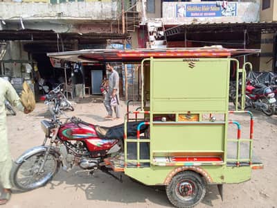 rickshaw sale koi kam ni hony Wala ok ha