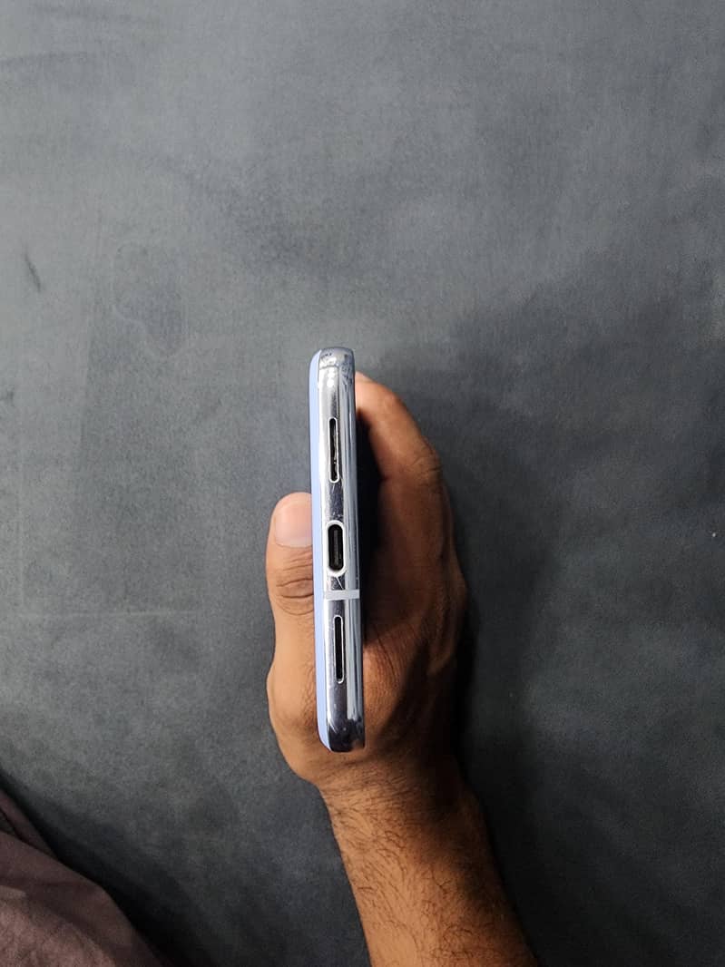 Google Pixel 8 Pro 2