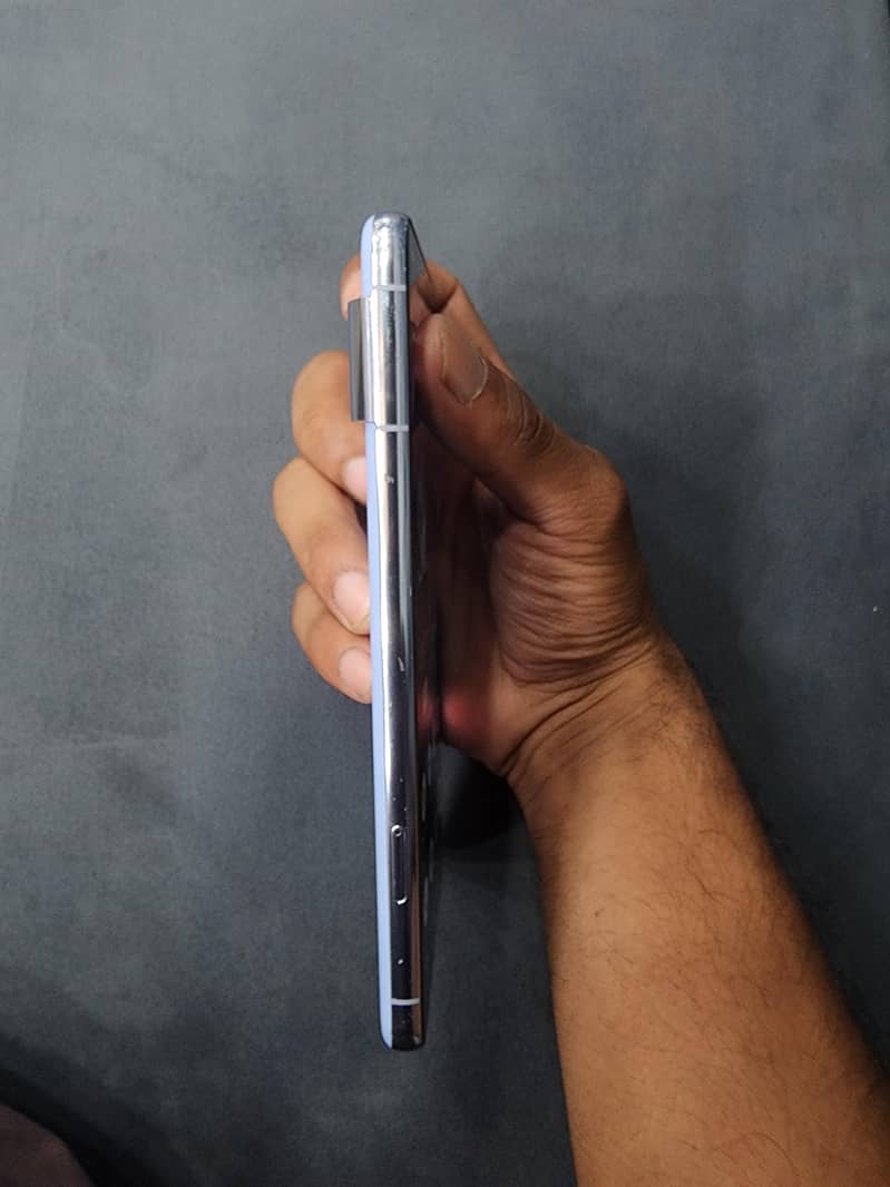Google Pixel 8 Pro 4