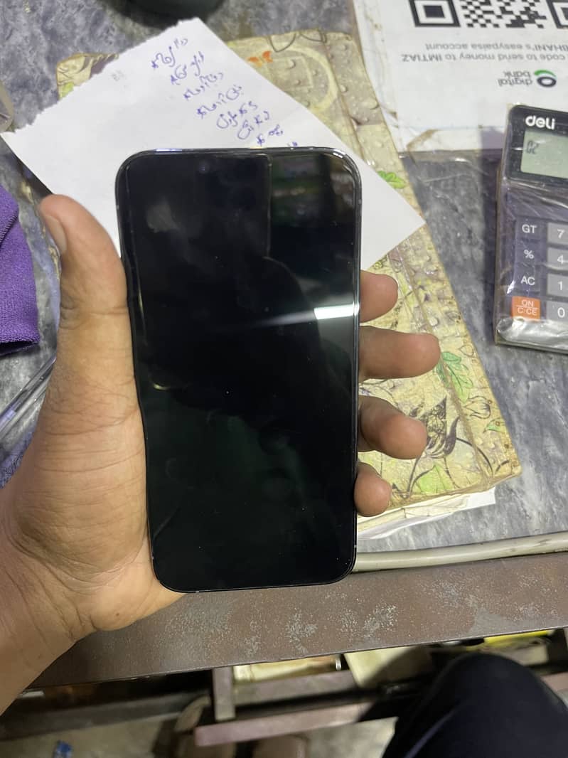 Apple iPhone 13 Pro 4