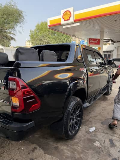 Toyota Hilux 2025 revo Gr b to b today payment per deni haj