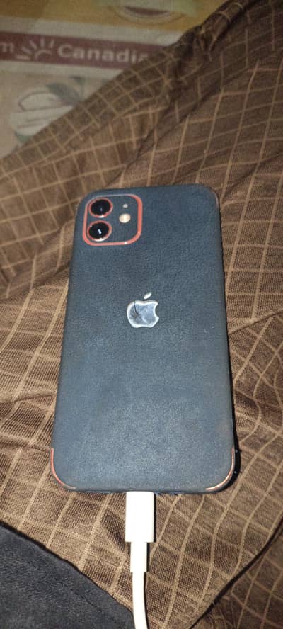 Apple iPhone 12