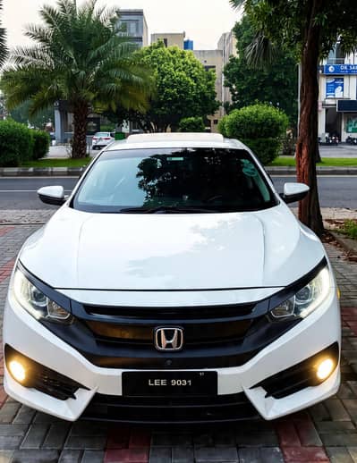Honda Civic Oriel 1.8 I-VTEC CVT