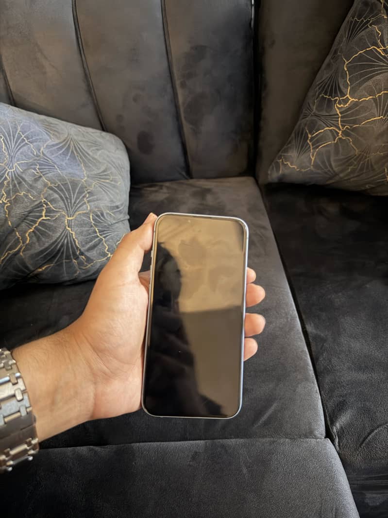 Apple iPhone 14 3