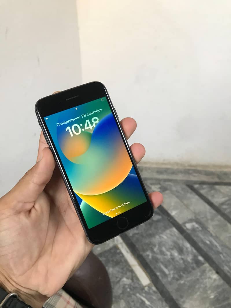 Apple iPhone 8 2