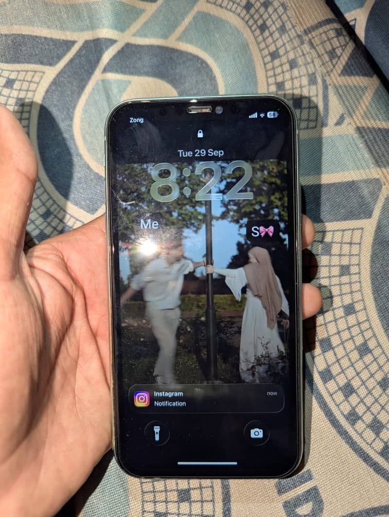 Apple iPhone 11 3