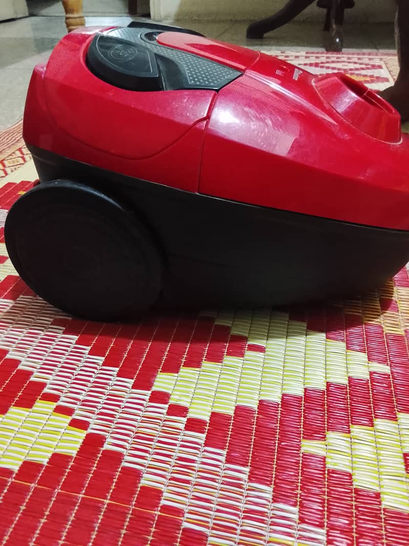 Vacuum cleaner 5