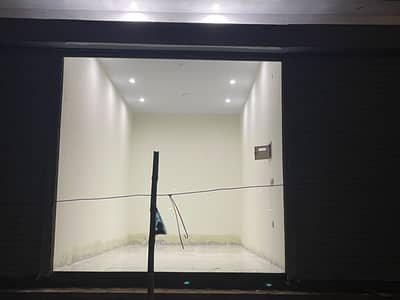 SHOP AVAILABLE FOR RENT