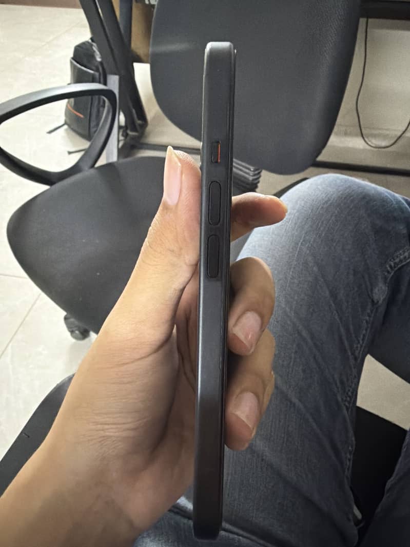 Apple iPhone 15 2