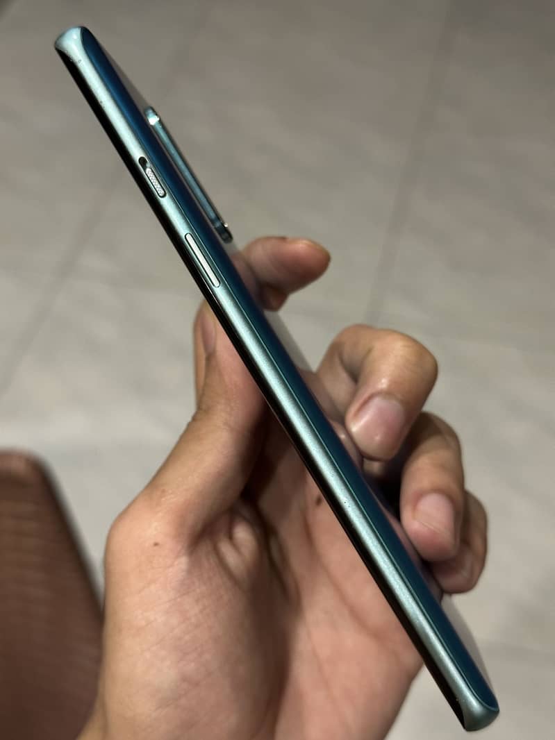 OnePlus 8 Green 6