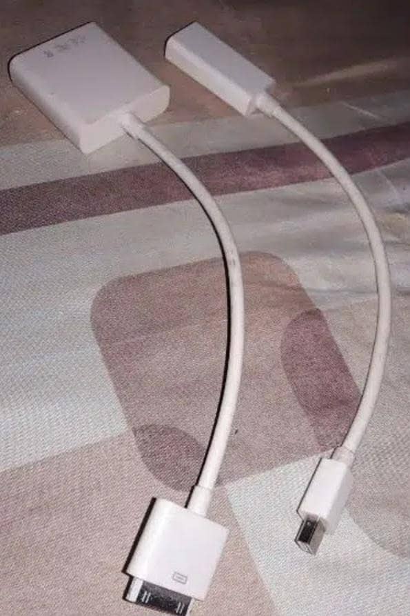 iPhone Original Box Pulled Accessories 12