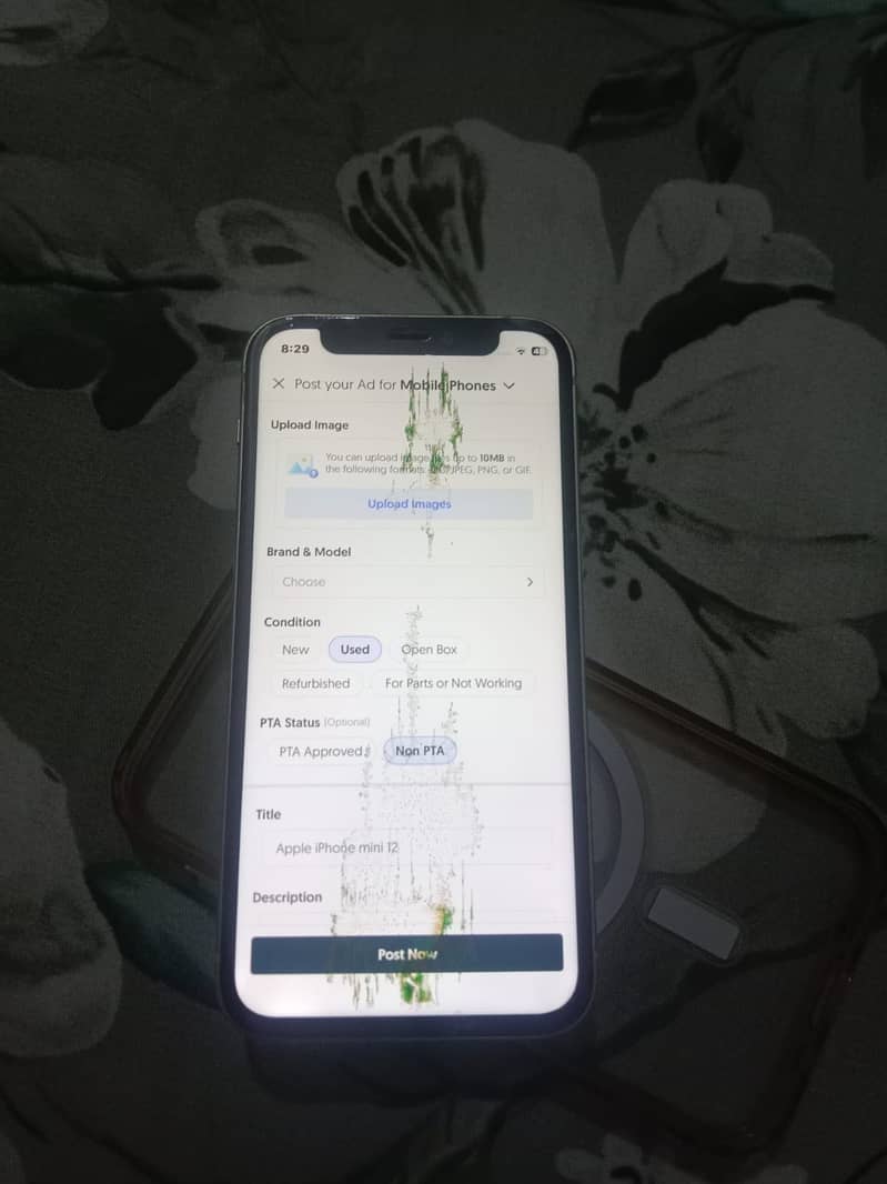 Apple iPhone 12 mini 0