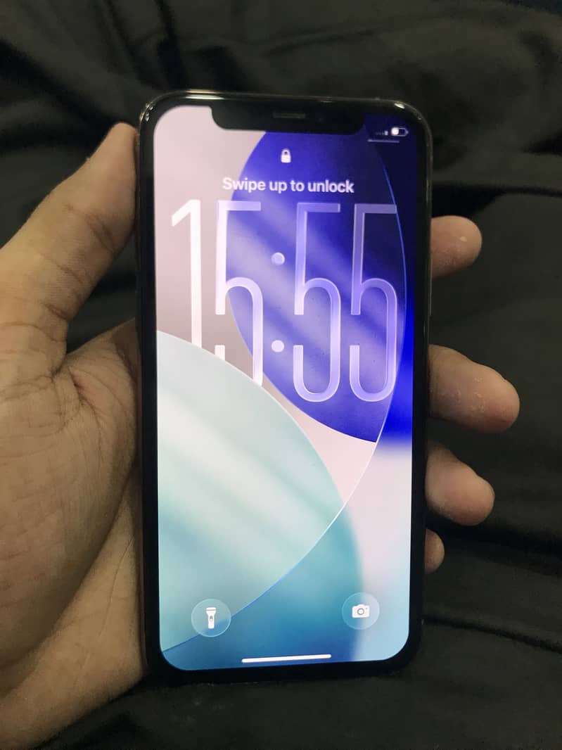 iPhone 11 Pro 1