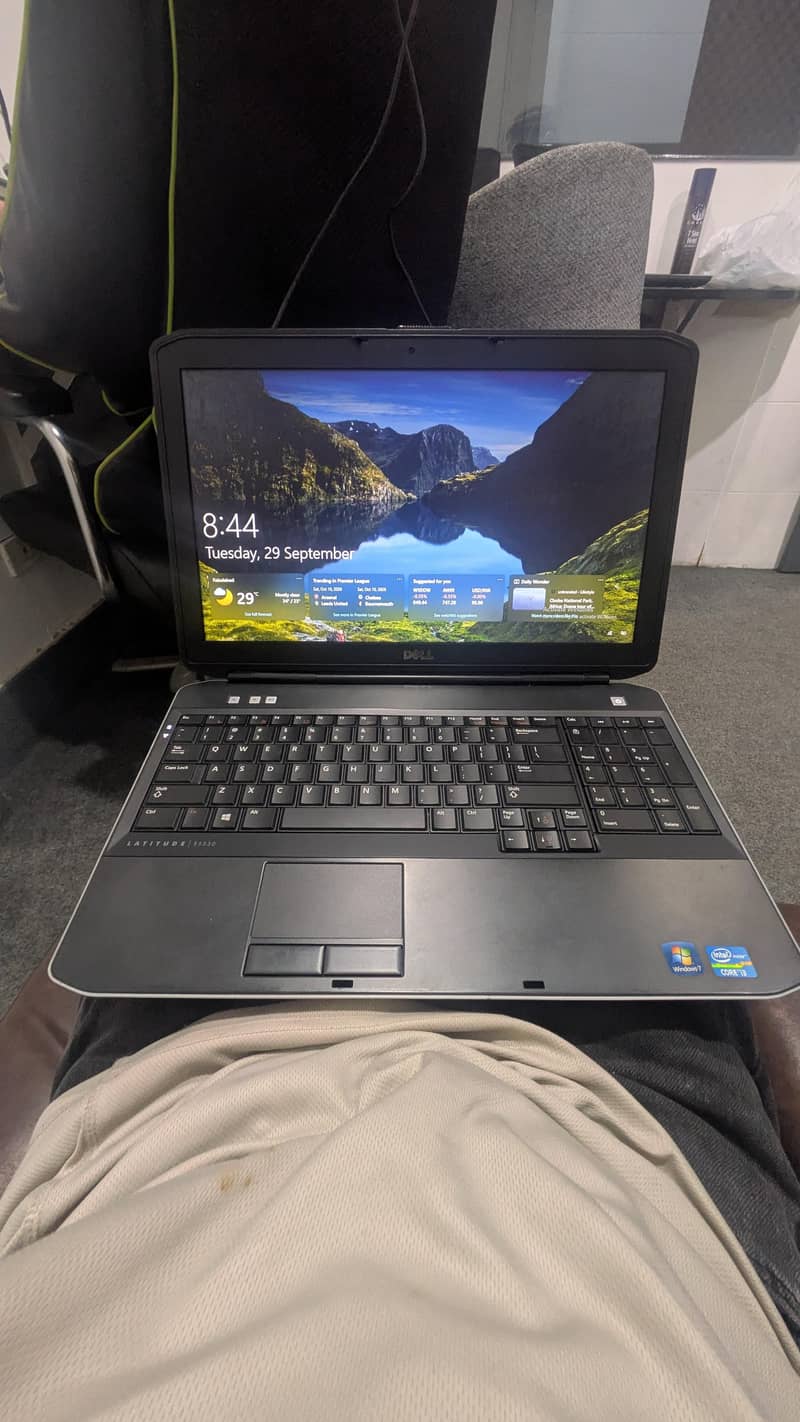 DELL LATITUDE E5530 7