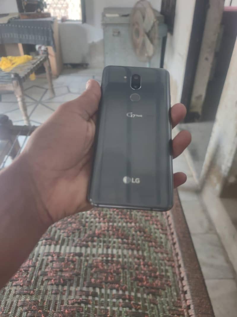 LG G7 ThinQ 7