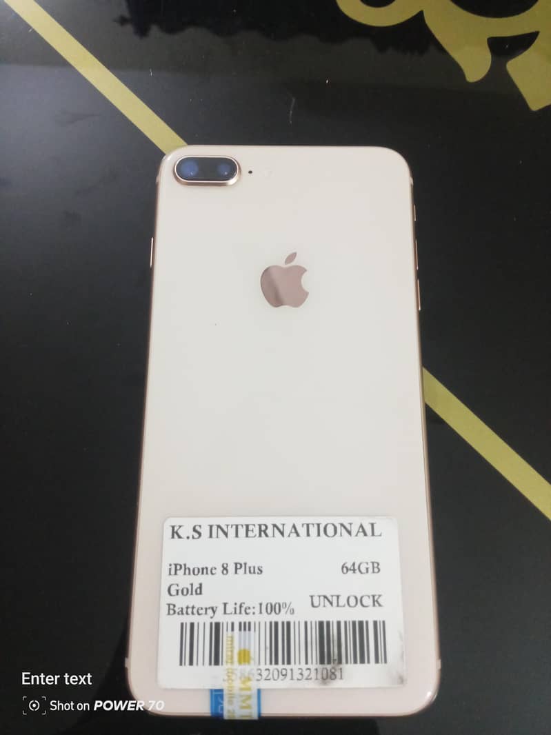 Apple iPhone 8 Plus 0