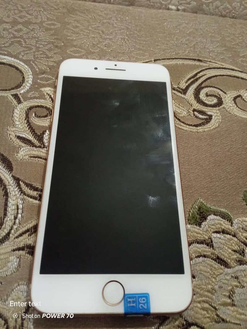 Apple iPhone 8 Plus 1