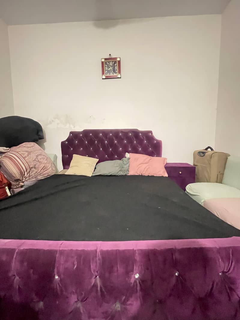 full bed set new condition 1