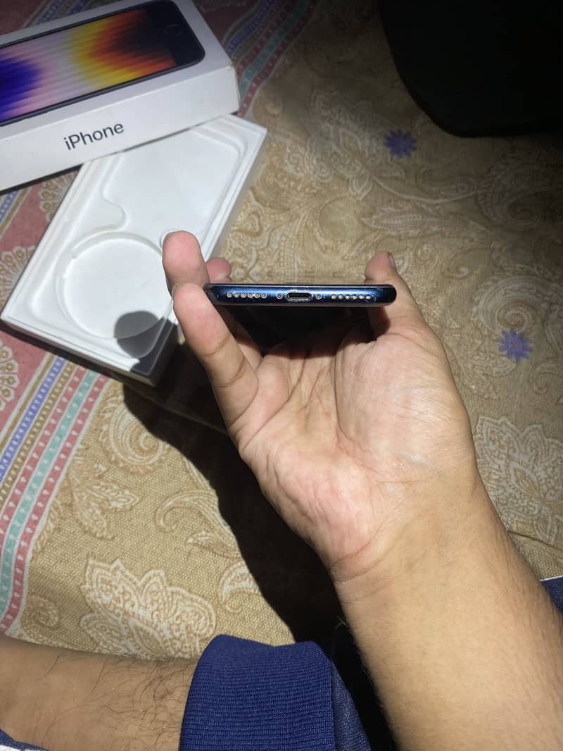 iPhone SE 3rd Generation 5