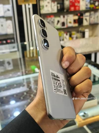 hot 60 pro plus edge Pro 8/256 official approved