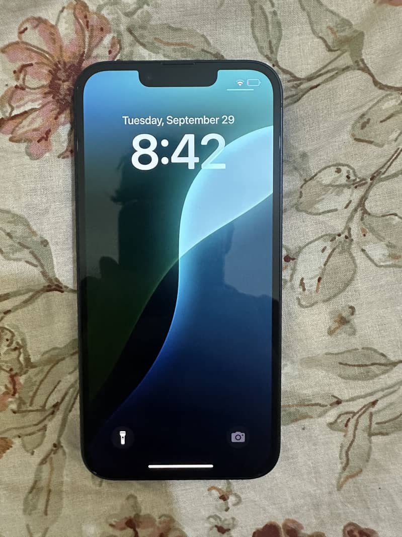 Apple iPhone 14 3