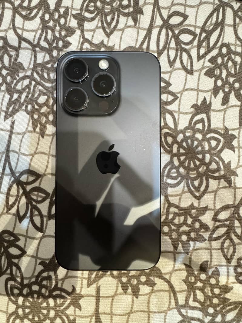 Apple iPhone 15 Pro 0