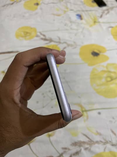 Apple iPhone 11 128 GB Dual Pta