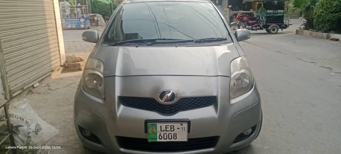 Toyota Vitz 2011