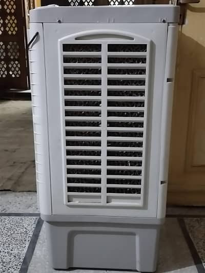 Solar Air Cooler