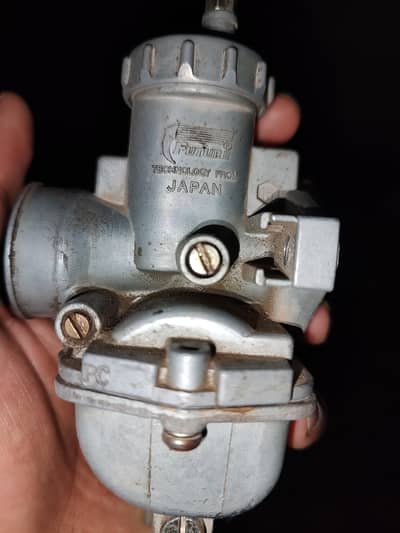CD 70 carburetor neat and clean condition working carburetor