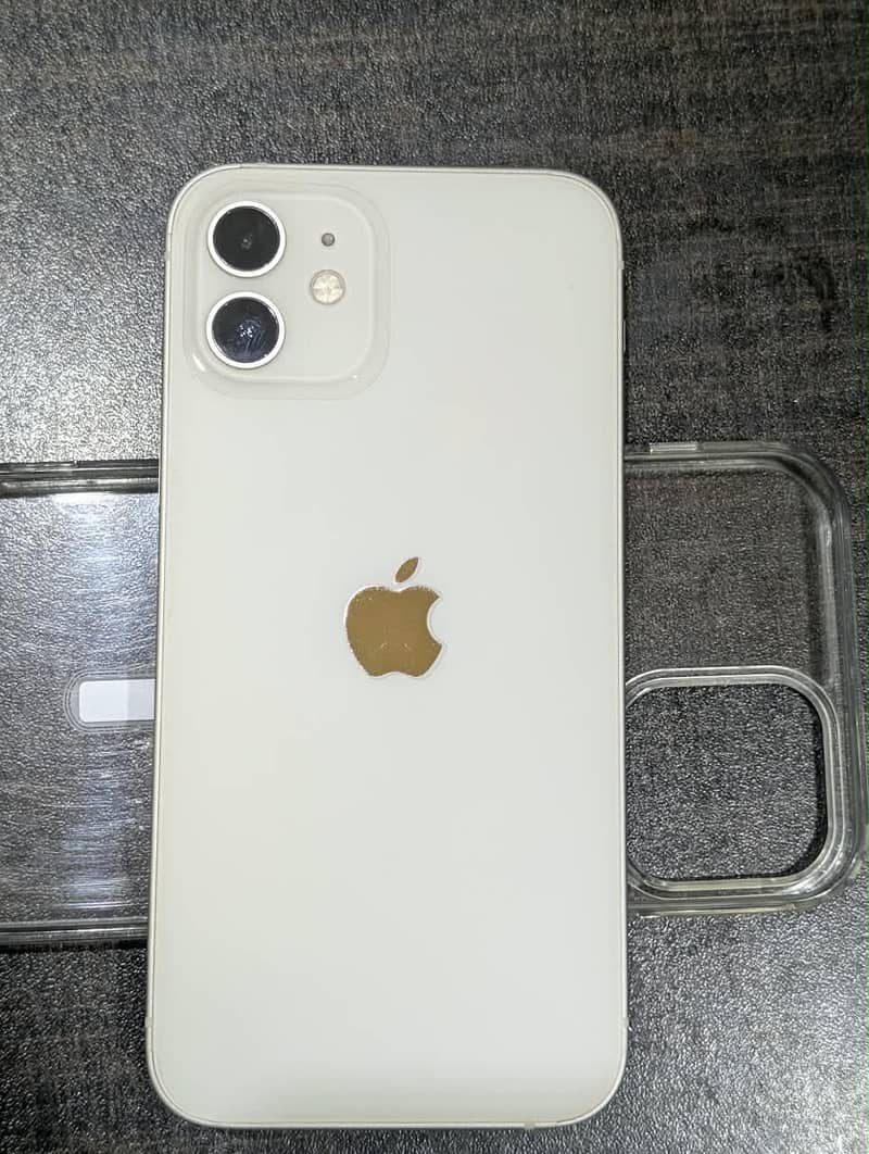 Apple iPhone 12 7