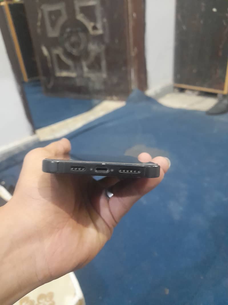 Apple iPhone 14 Pro Max 3