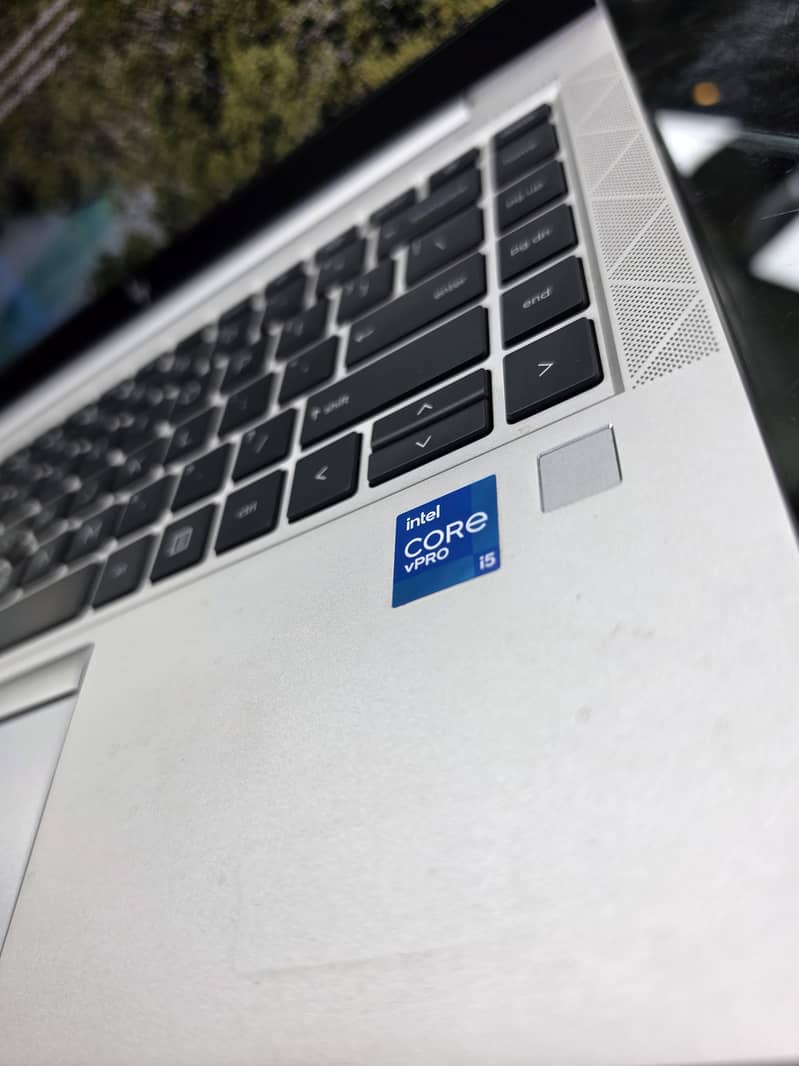 HP Laptop 4