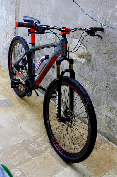 COBALT / BICYCLE / CYCLE / MOUNTAIN BIKE