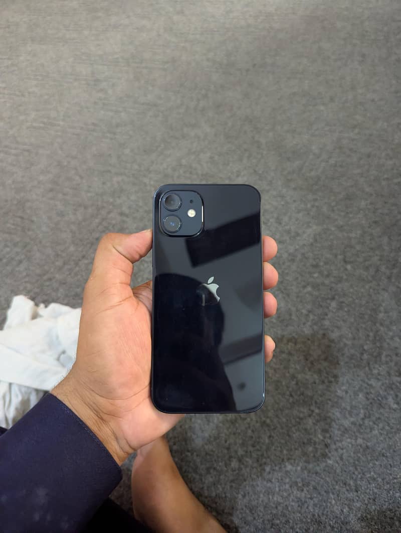 Apple iPhone 12 5
