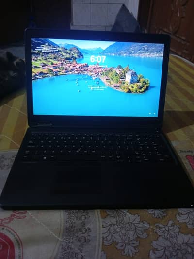 Dell Latitude E5550 | Core i7 5th Gen | 16GB RAM | 256GB SSD | 9/10