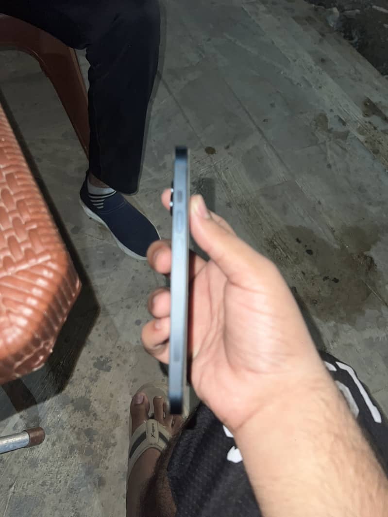 Apple iPhone 14 6