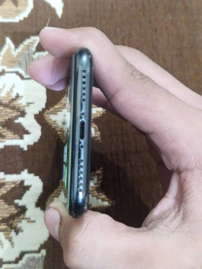 Apple iPhone X 2